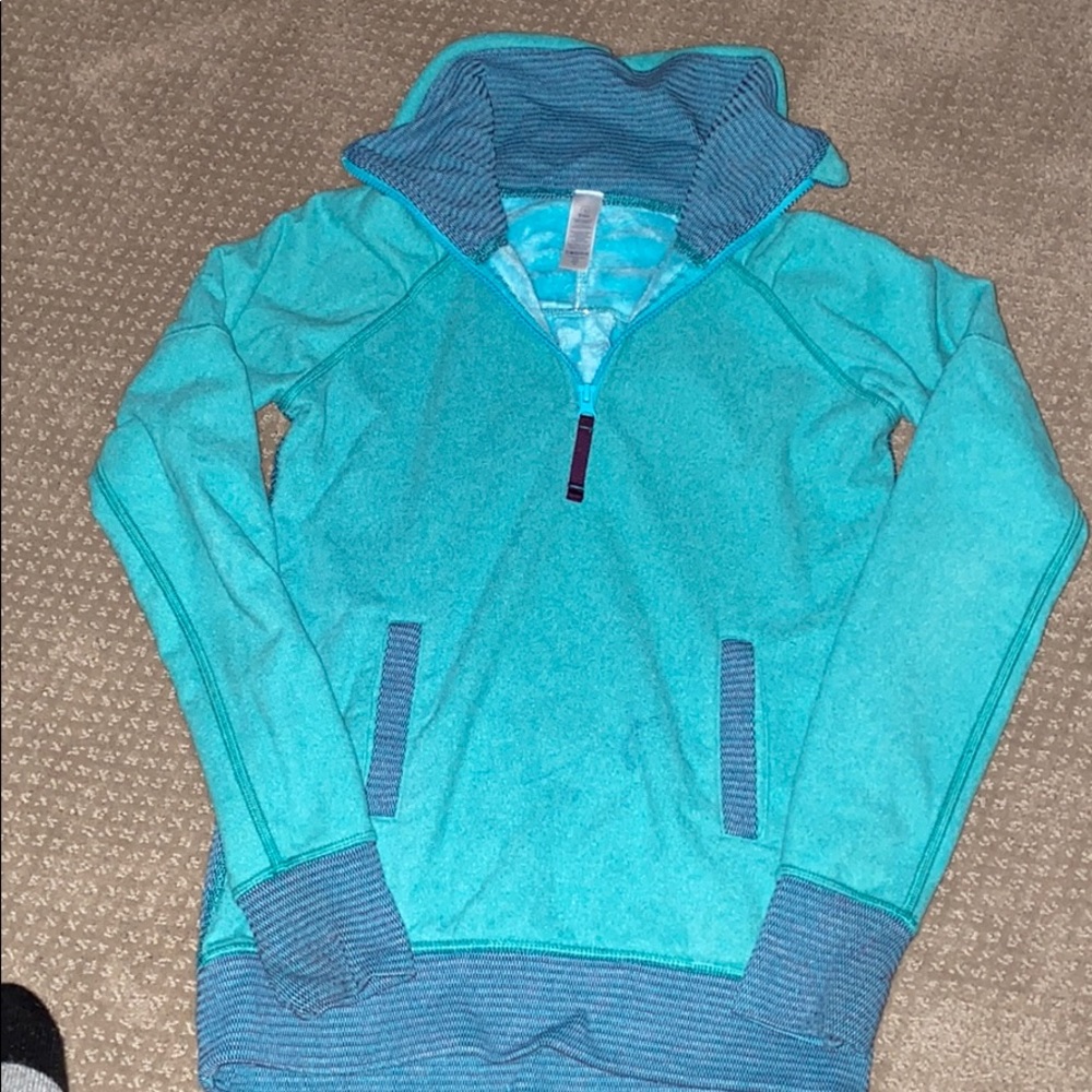 Ivivva 1/4 zip sweatshirt great condition